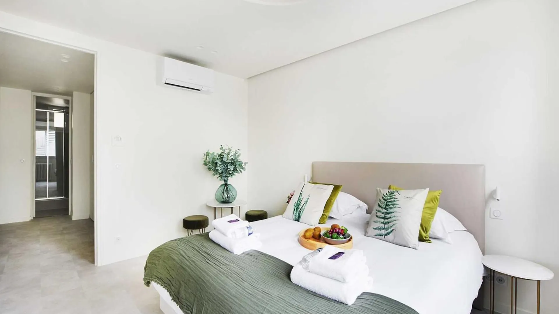 Elegant Apartment - 2Br 6P - Faubourg-Du-Roule 巴黎